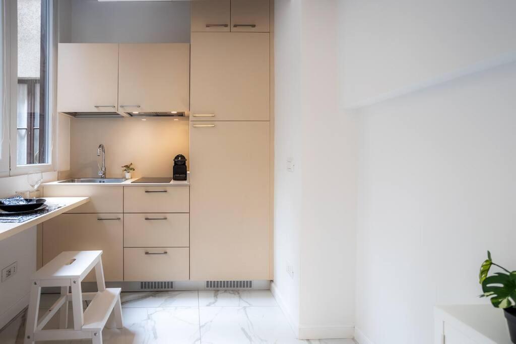 Duomo'S Nest - Central Mini-Apt Milan Exterior photo